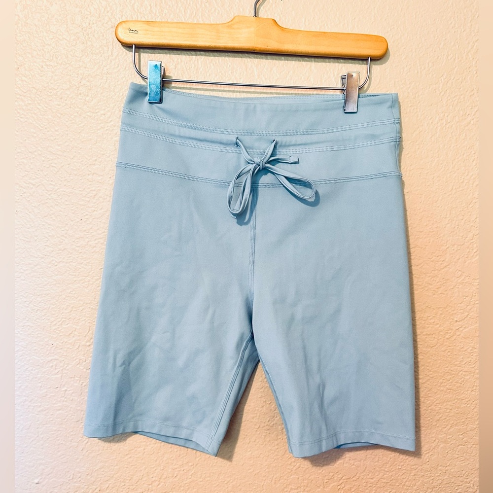 LIKE NEW Girlfriend Collective Women’s Biker Shorts 7” Inseam Size Large